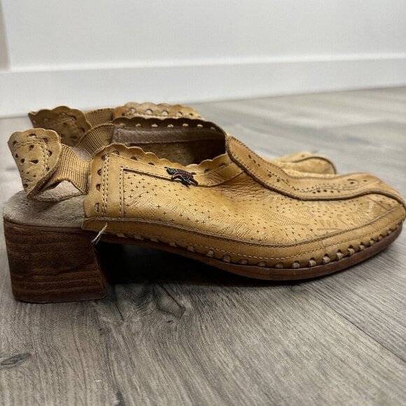 Pikolinos  Sling Back Heeled Perforated Leather Shoe EU 38 US 7 - Picture 2 of 12